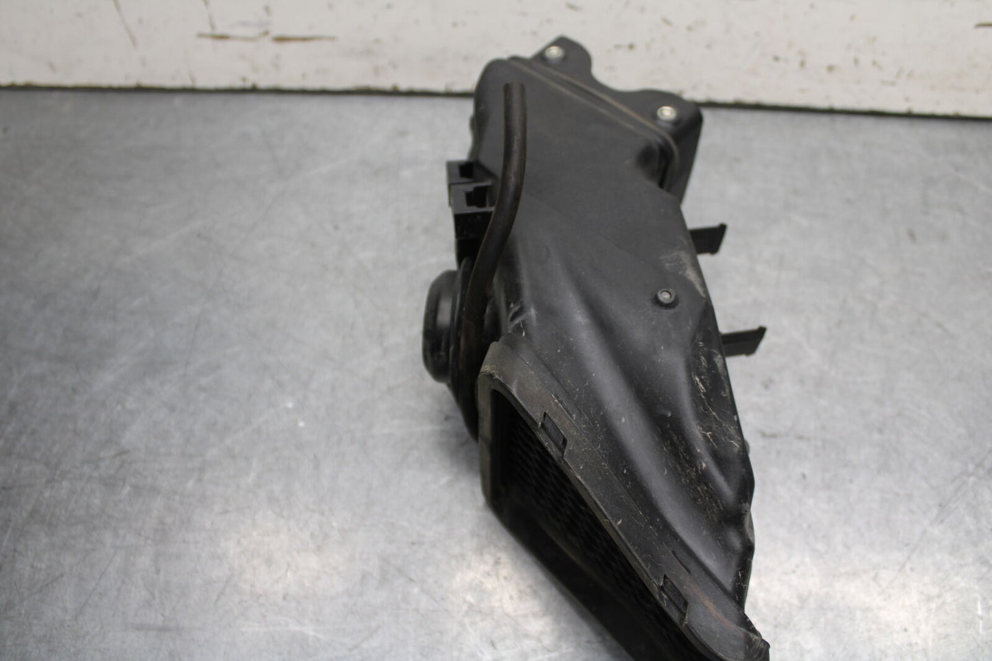 16 KAWASAKI NINJA ZX10R RAM AIR INTAKE TUBE DUCT 39045-0041 BB650