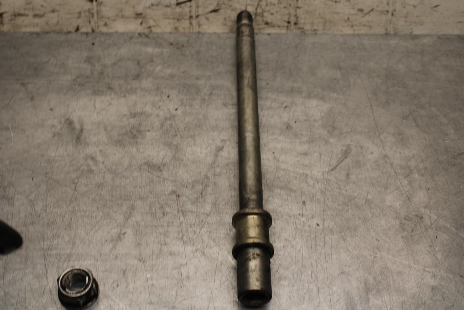 2007 Honda Shadow Spirit 1100 VT1100C REAR AXLE BACK WHEEL RIM  BOLT AXEL BB561