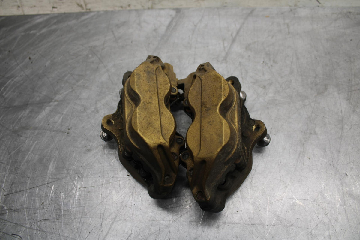02-03 HONDA CBR900RR 954 RIGHT LEFT FRONT BRAKE CALIPER SET PAIR CALIPERS BB497