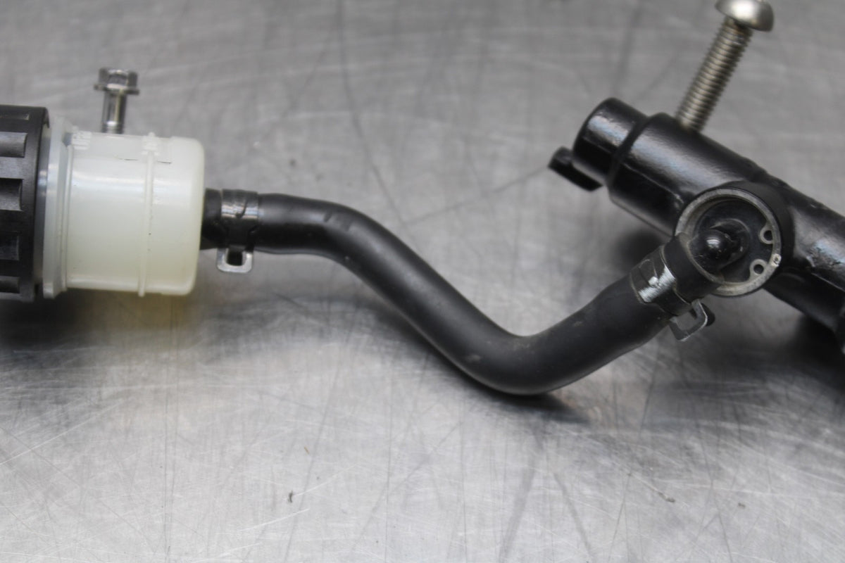 14 TRIUMPH STREET TRIPLE ABS REAR BACK BRAKE MASTER CYLINDER W RESERVOIR BB808