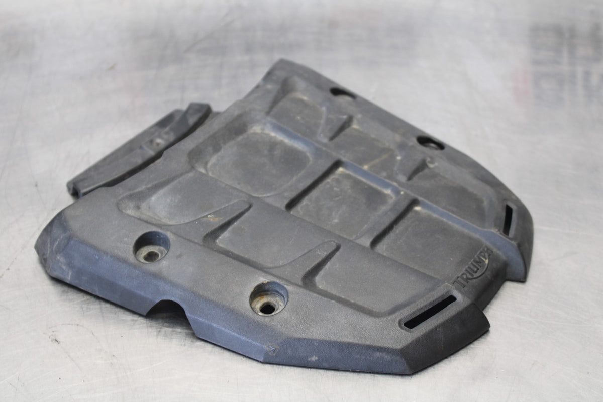 15 TRIUMPH TIGER 800 REAR RACK FAIRING COWL COVER TRIM BB873