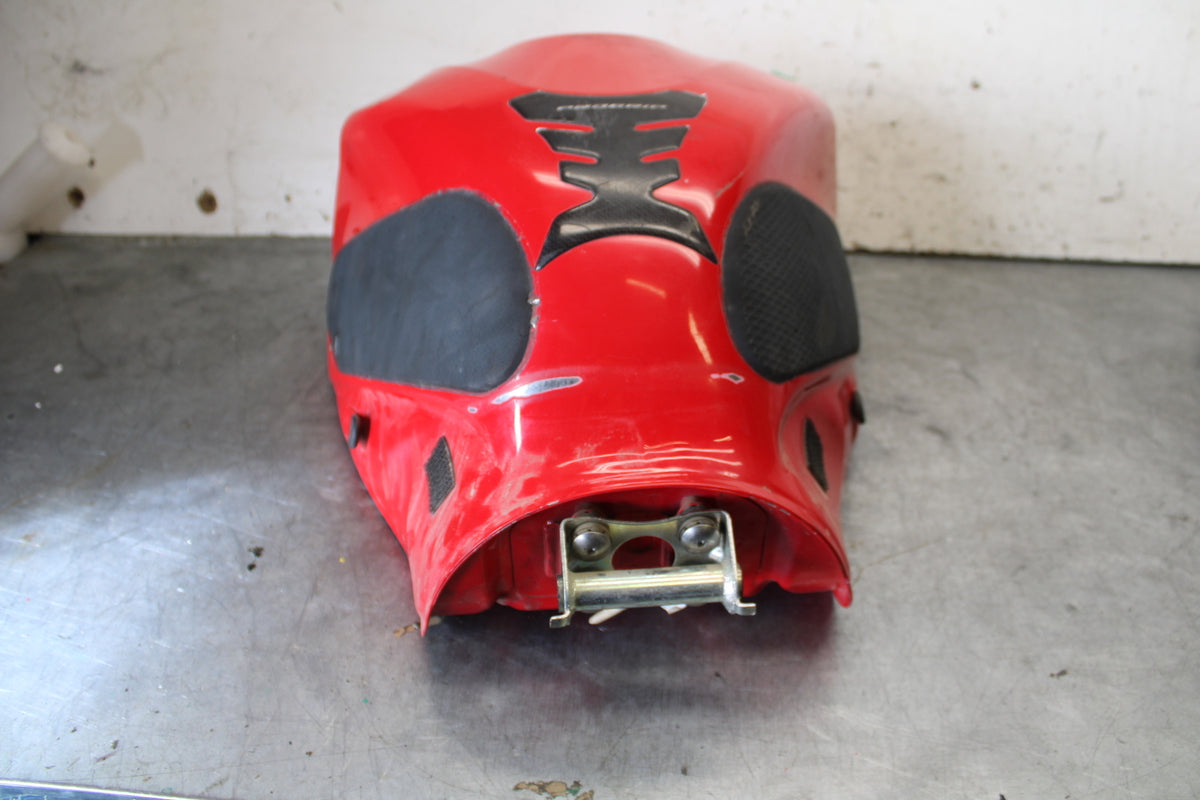 06-07 SUZUKI GSXR 600 GAS TANK FUEL CELL PETROL RESERVOIR BB694