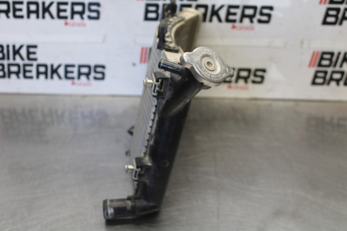 19 BMW F750GS ENGINE RADIATOR MOTOR COOLER COOLING RADIATER BB938