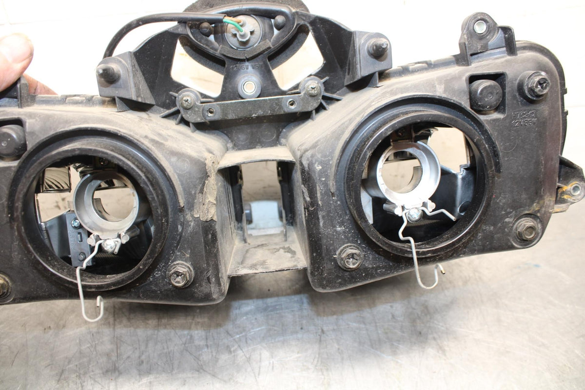 05-06 HONDA CBR600RR FRONT HEADLIGHT HEAD LIGHT LAMP 33100-MEE-A01 BB479