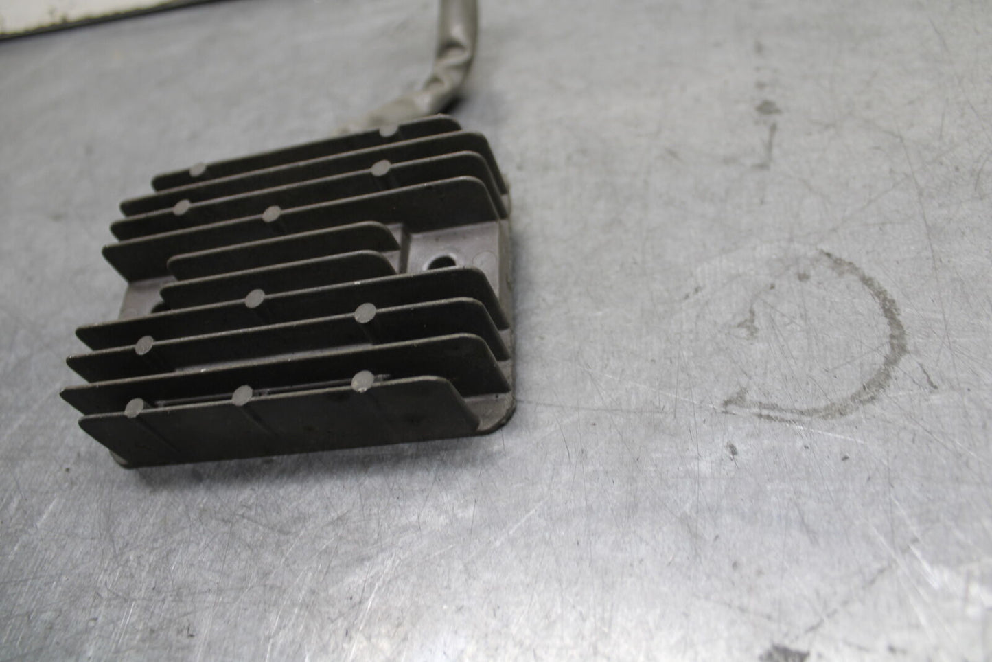 05-06 SUZUKI GSXR1000 RECTIFIER VOLTAGE REGULATOR BB677