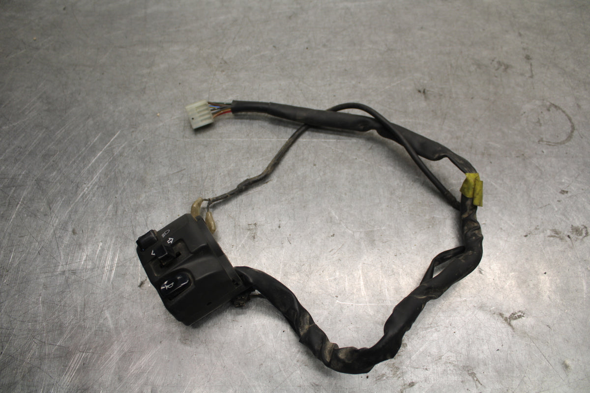 07-08 YAMAHA YZF R1 LEFT CLIP ON HANDLE HORN SIGNALS SWITCH SWITCHES  BB675