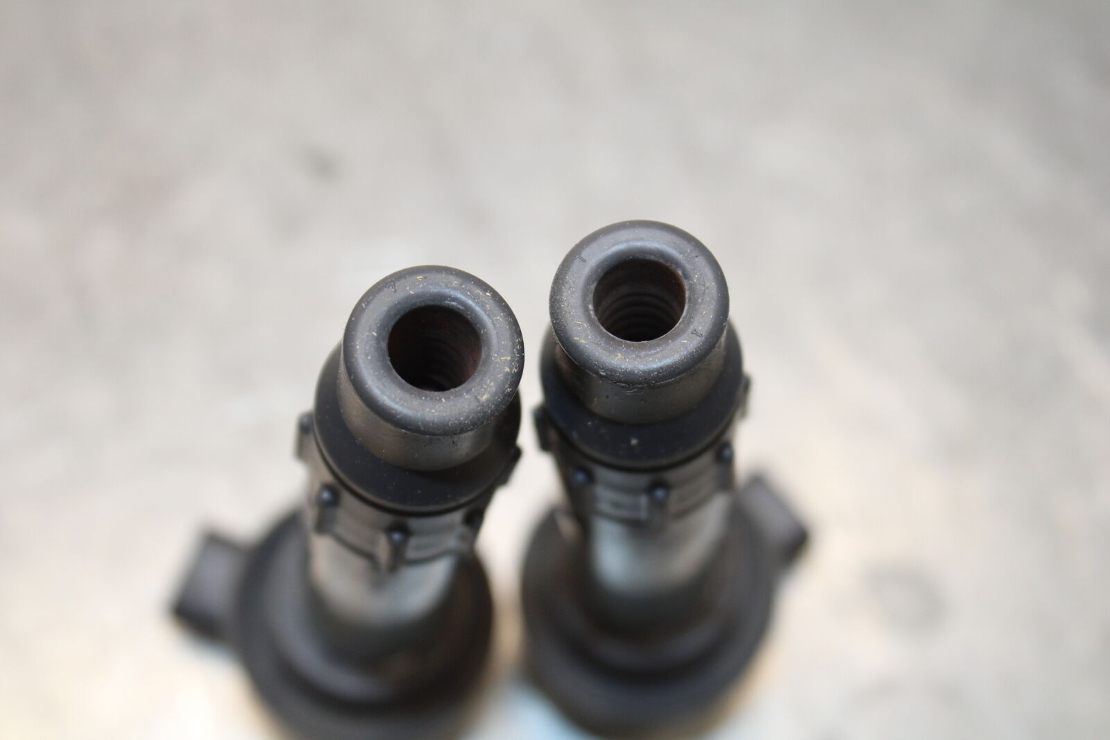 18-23 KAWASAKI NINJA 400 IGNITION COILS COIL SPARK PLUG CAPS BB679