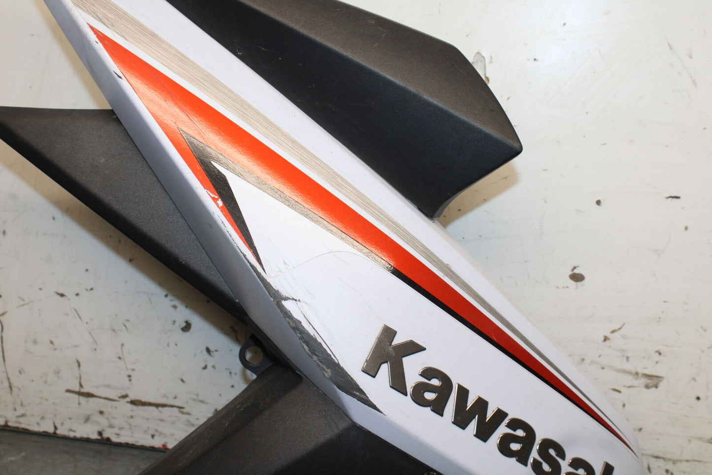 12-13 KAWASAKI Z1000 RIGHT FRONT UPPER MID SIDE FAIRING COWL PLASTIC BB743