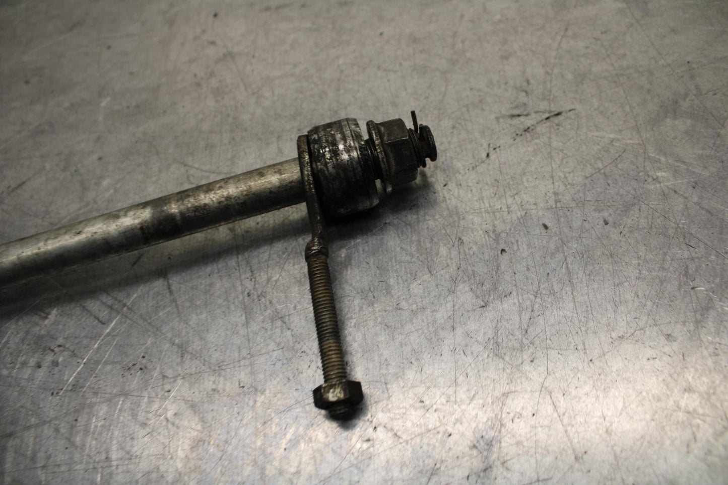 1996 Kawasaki Vulcan 800 VN800B Classic REAR AXLE WHEEL RIM PIVOT BOLT AXEL BB93