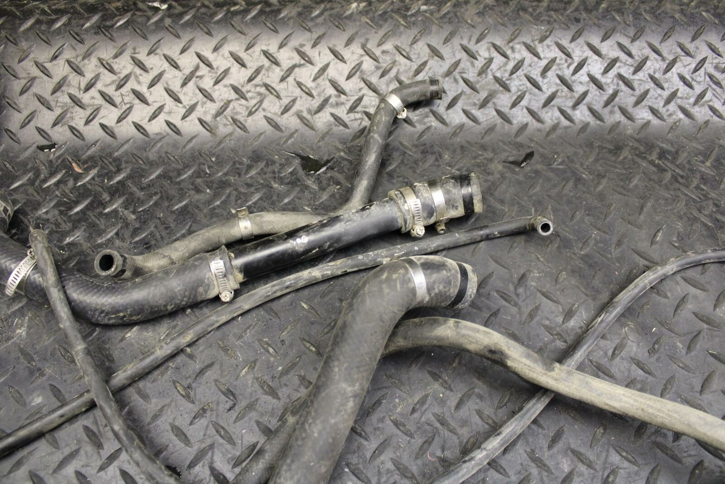 06-07 KAWASAKI NINJA ZX10R RADIATOR HOSES ENGINE COOLANT WATER PIPES HOSE  BB186