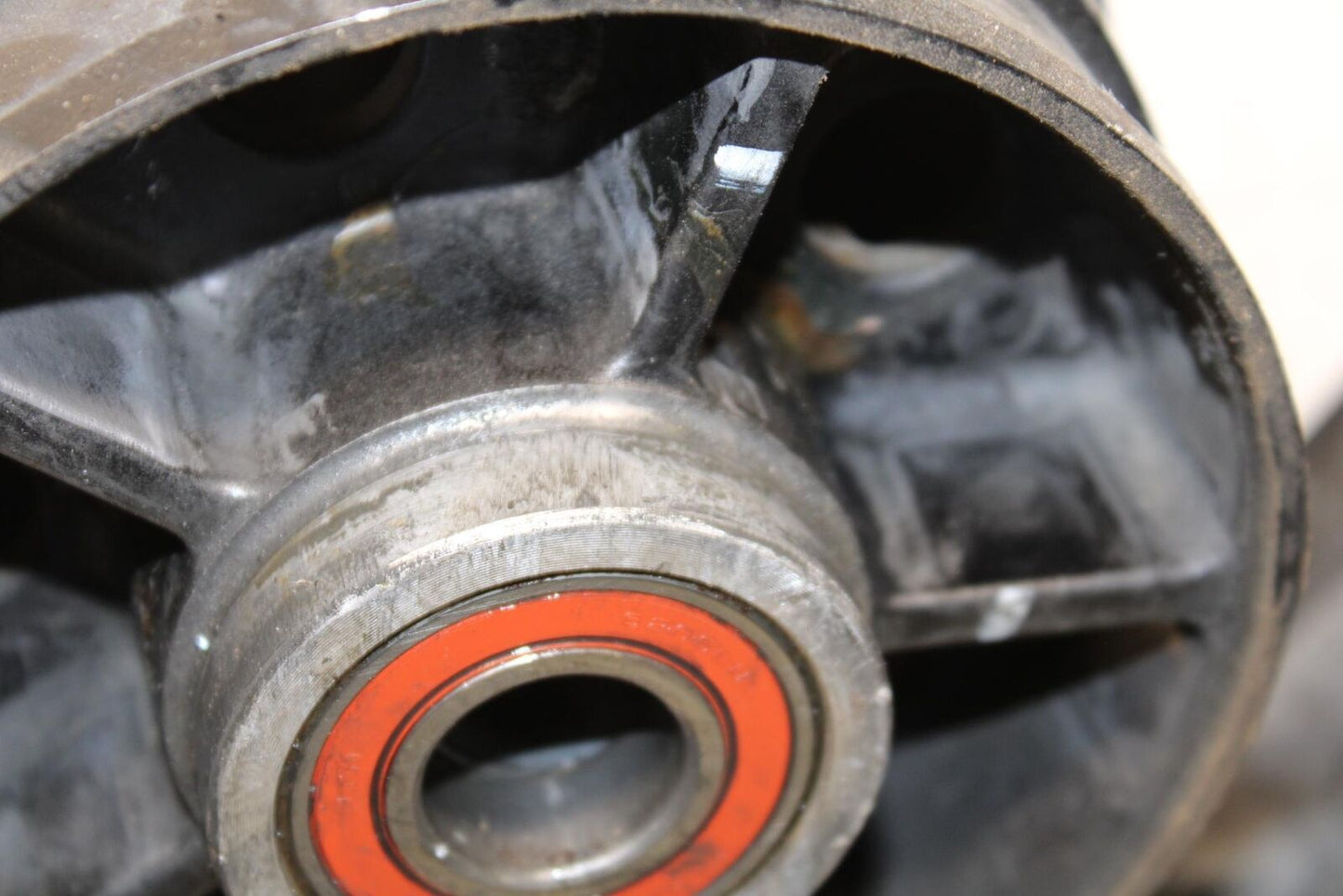 2000 Kawasaki Ninja ZX12R ZX1200A REAR ROTOR AND WHEEL RIMBRAKE DISC  BB565