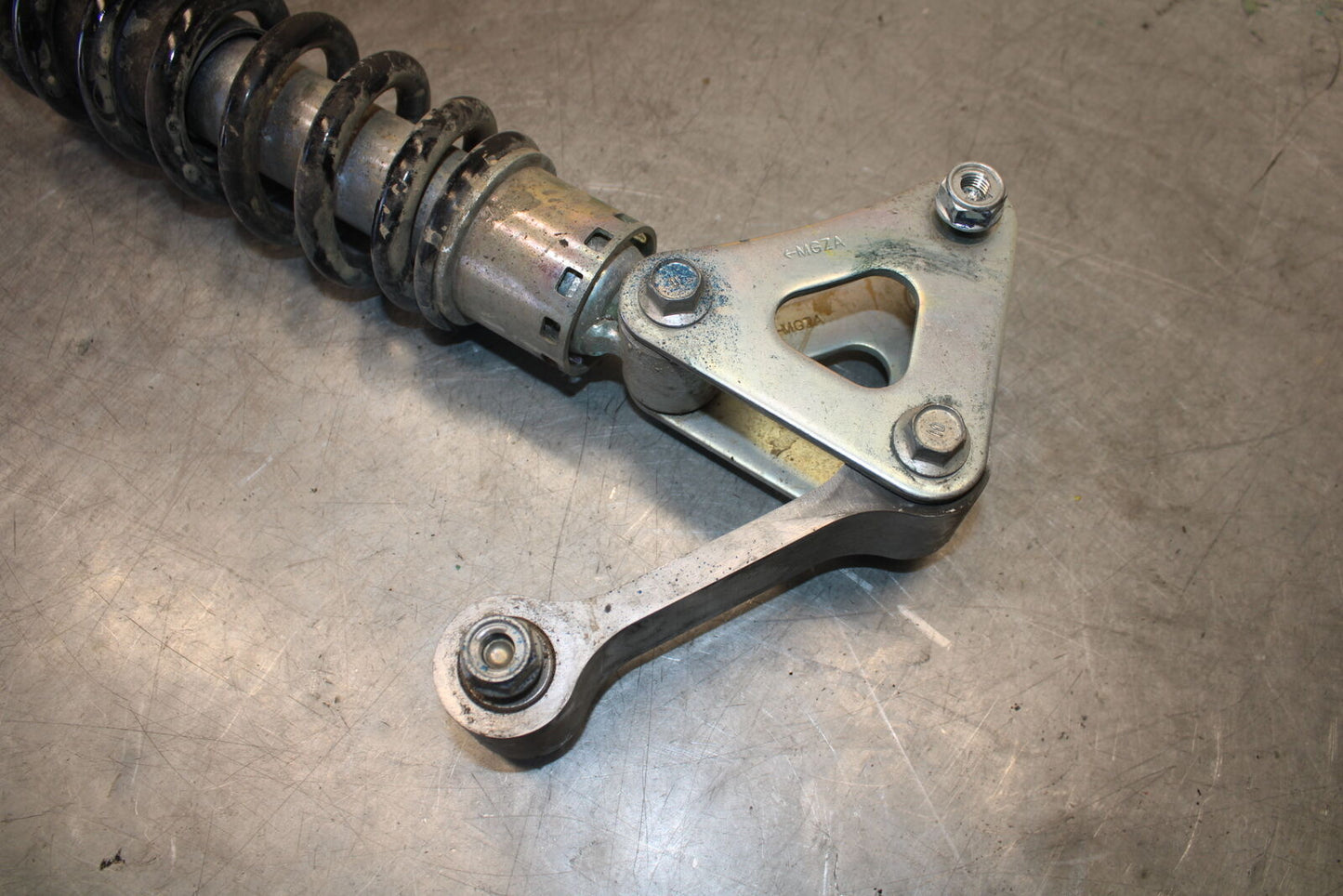 13-15 HONDA CBR500R REAR BACK SHOCK ABSORBER SUSPENSION 52400-MGZ-305 BB704