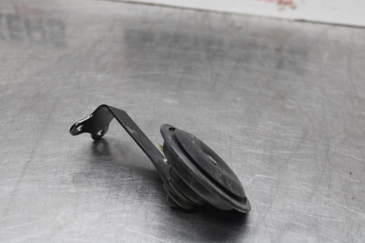 11-24 SUZUKI GSXR750 HORN SIGNAL BB879