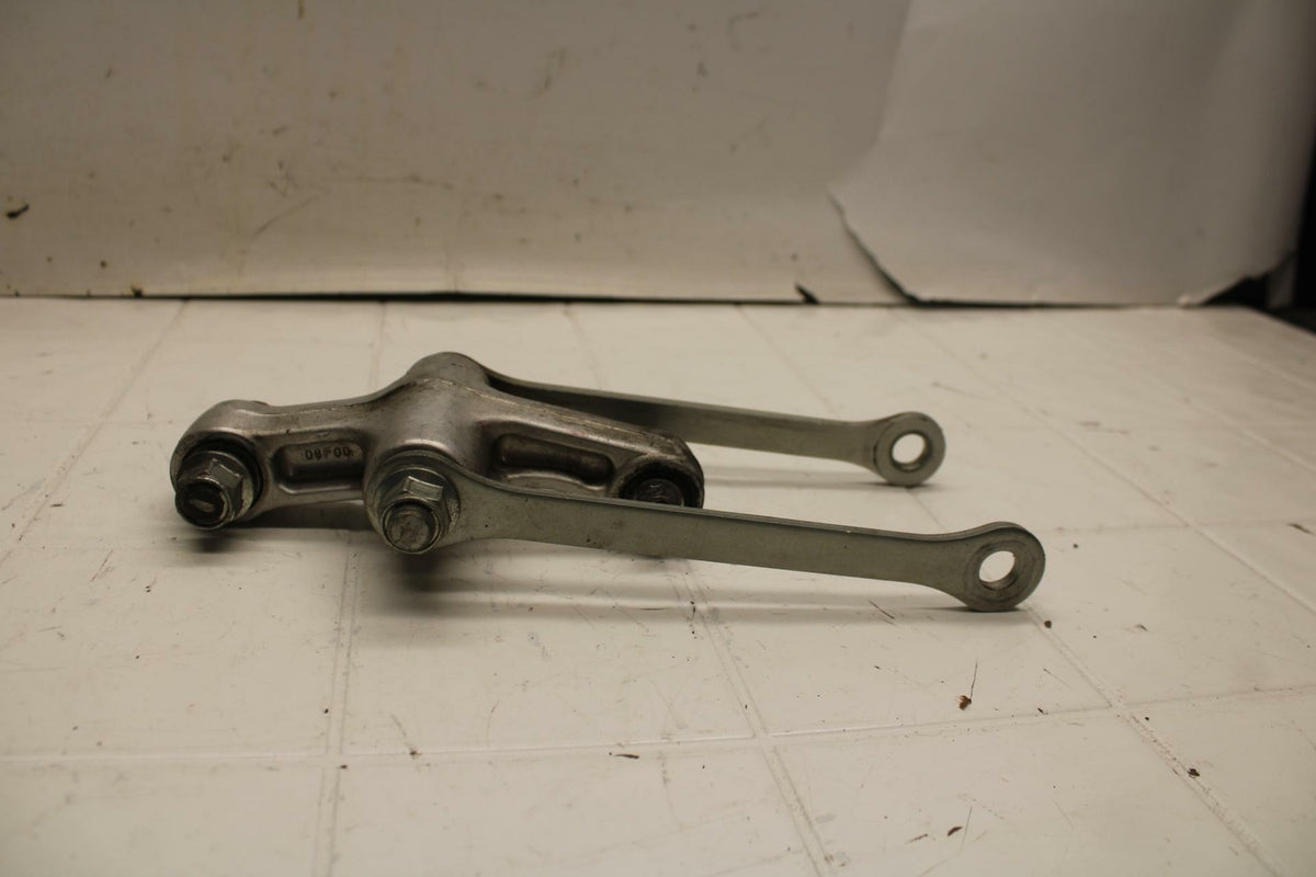 04-05 SUZUKI KATANA 600 REAR DOGBONE SHOCK LINKAGE LINK BB09