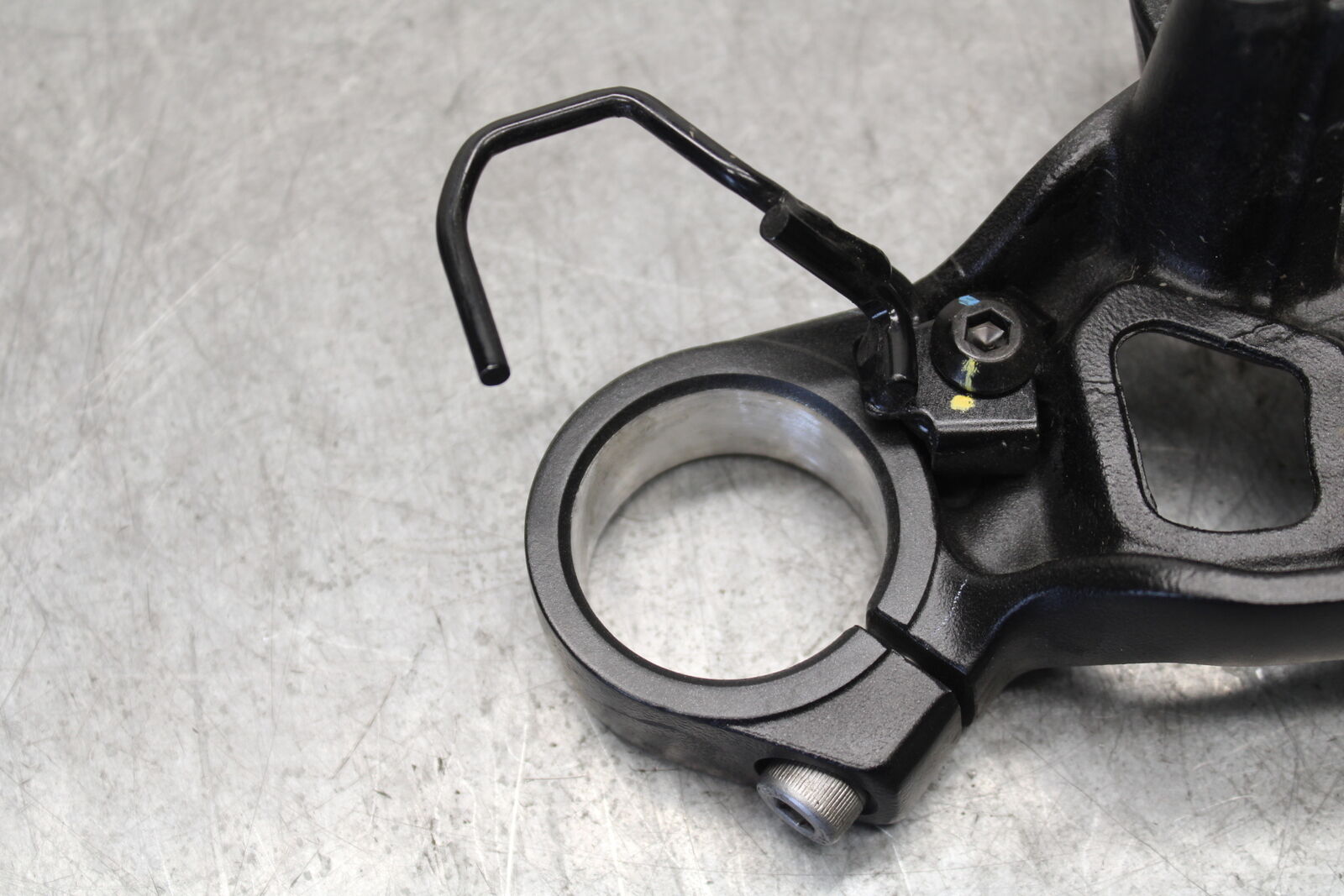 18-23 KAWASAKI NINJA 400 FORKS UPPER TRIPLE TREE CLAMP BB660