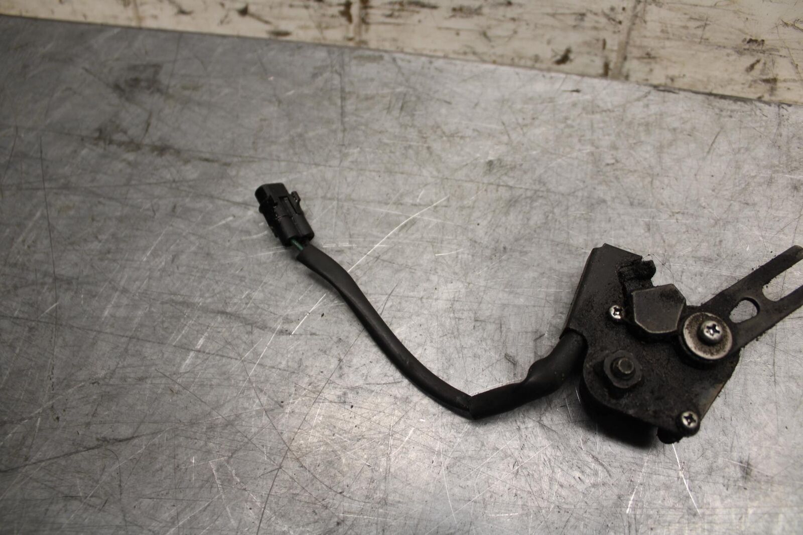 2009 Kawasaki Ninja ZX6R ZX600R KICKSTAND  KICK STAND SENSOR 27010-0100 BB548