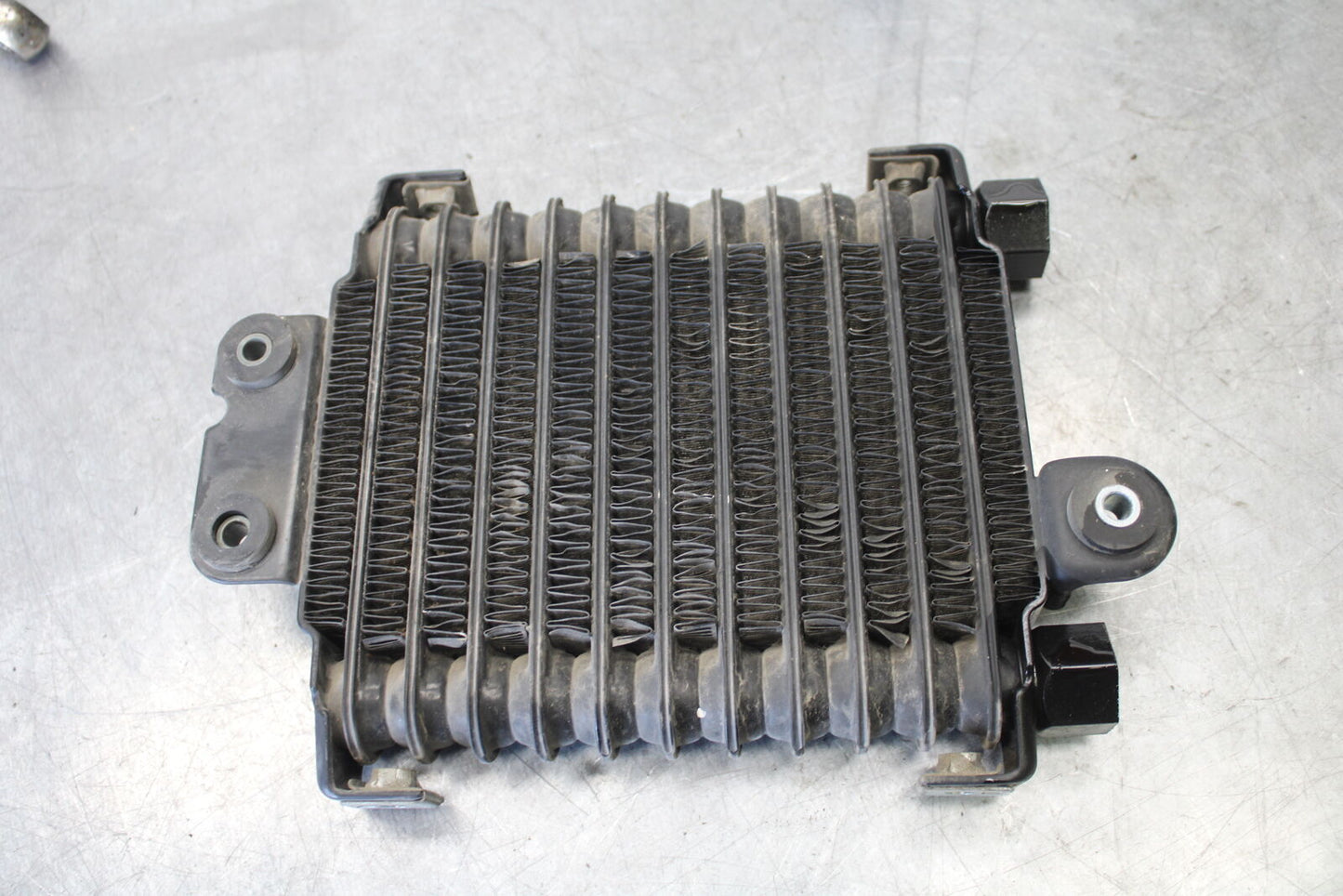 05-09 SUZUKI BOULEVARD C90 ENGINE MOTOR OIL COOLER BB692