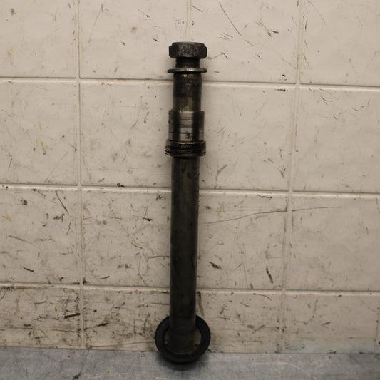 2006 Yamaha YZF R6 REAR AXLE BACK WHEEL RIM BOLT AXEL 2C0-25381-00-00 BB560