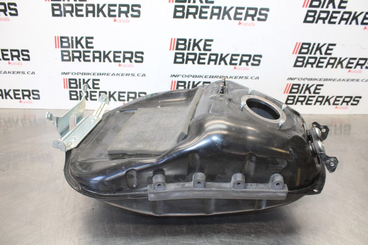 16 YAMAHA XSR900 GAS TANK FUEL CELL PETROL RESERVOIR BB786