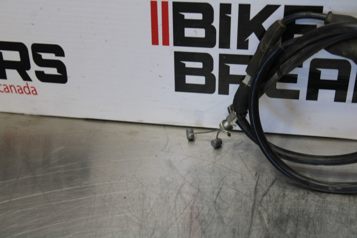 04-05 YAMAHA YZF R1 THROTTLE CABLES LINES BB173