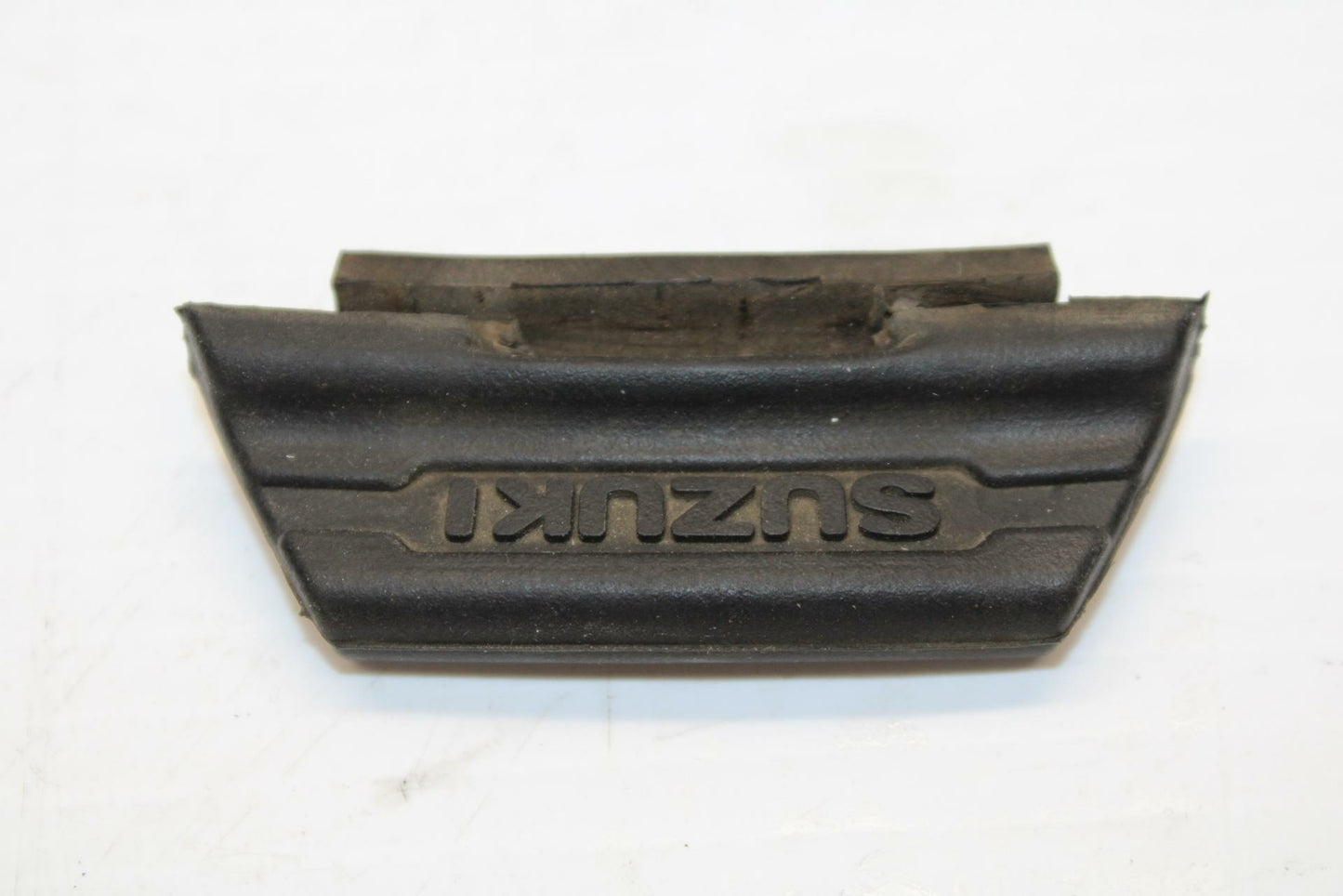 11-19 SUZUKI GSXR600 GAS FUEL TANK DAMPER BB241