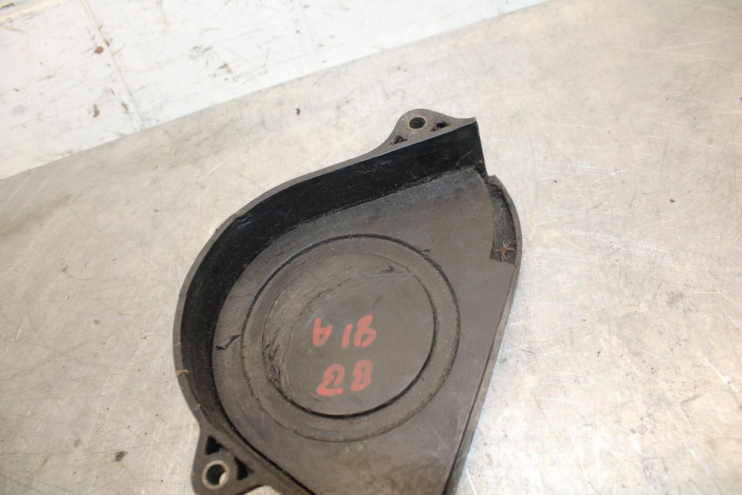 1992 Honda CBR600F2 ENGINE SPROCKET COVER 11350-MV9-670 BB40 #B