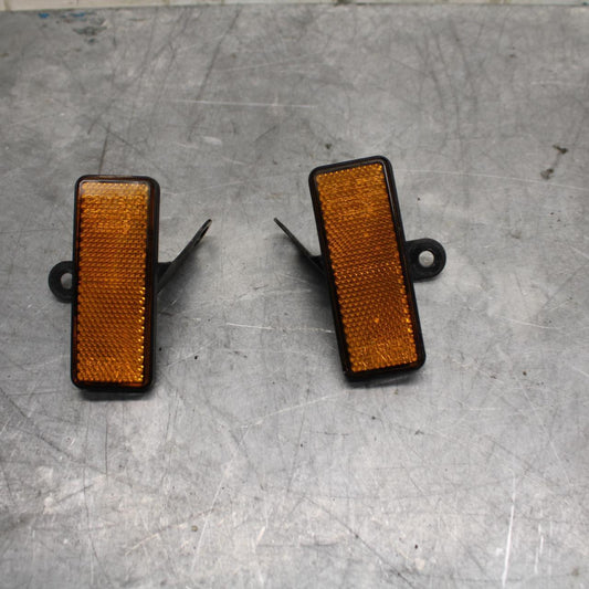 08-16 YAMAHA YZF R6 FRONT REFLECTORS REFLECTOR SET PAIR 11H-85110-01-00 BB451