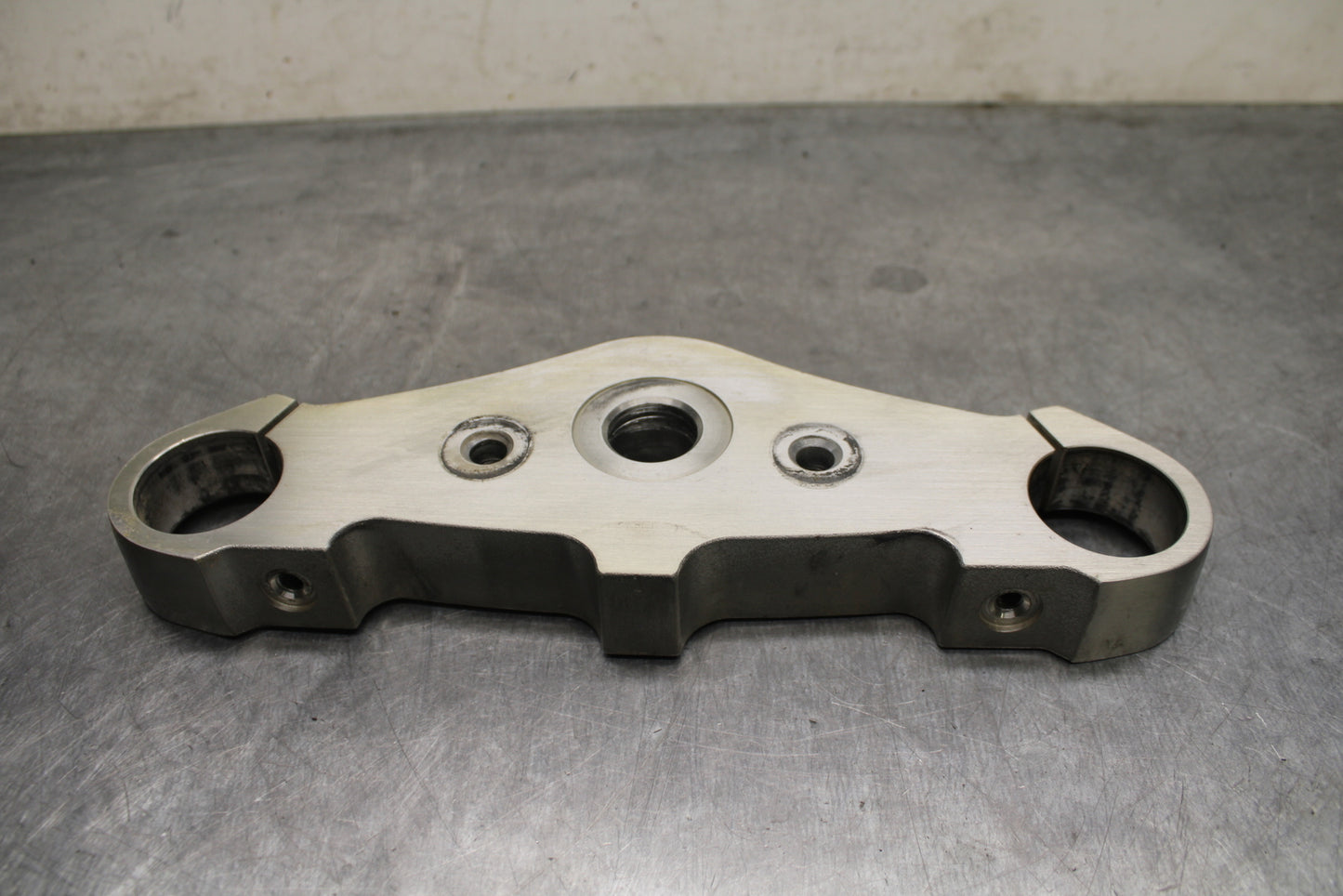 05-08 KAWASAKI VULCAN 1500 VN1500N CLASSIC FORKS UPPER TRIPLE TREE CLAMP BB133