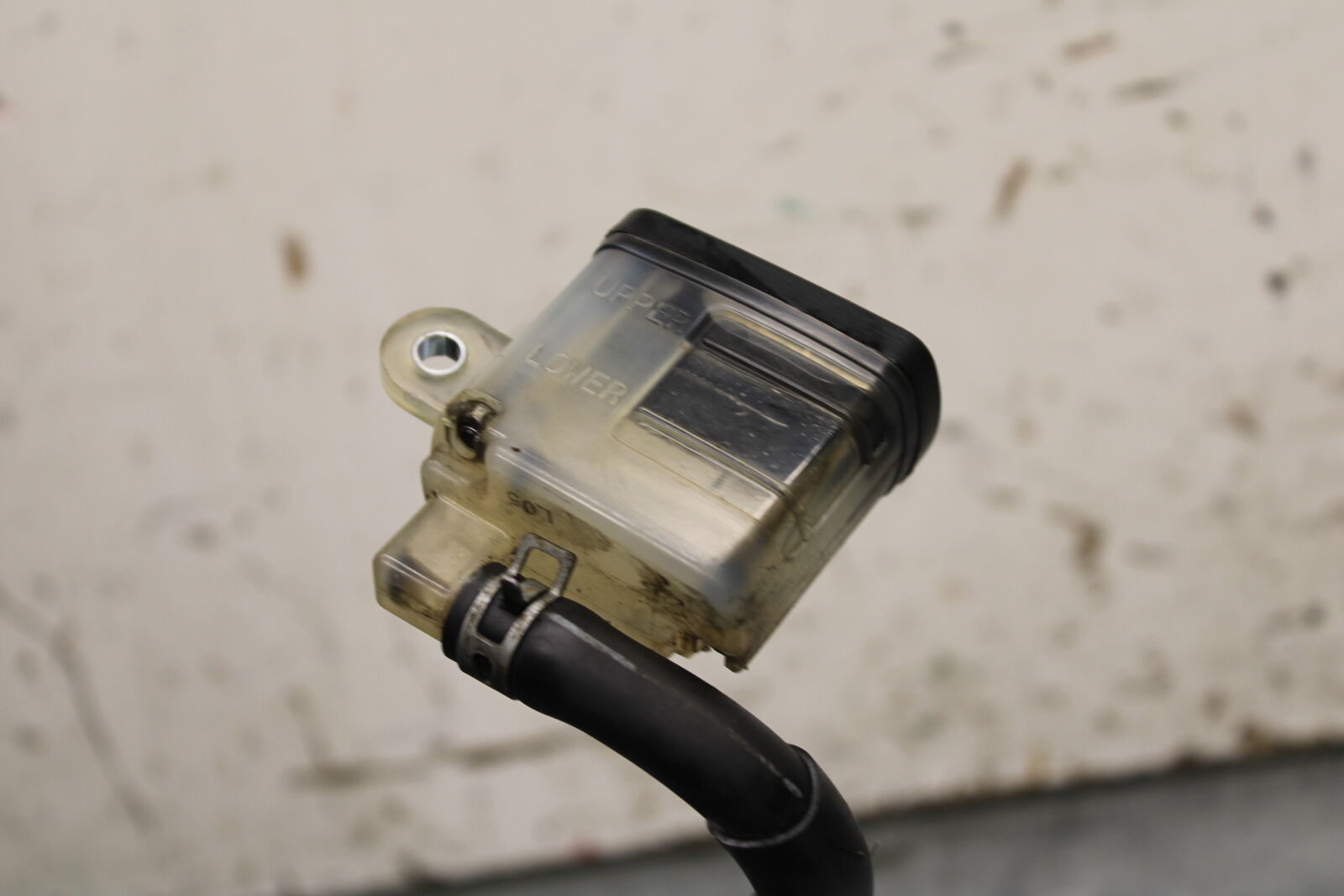 08-10 SUZUKI GSXR 600 REAR BACK BRAKE MASTER CYLINDER W RESERVOIR BB116