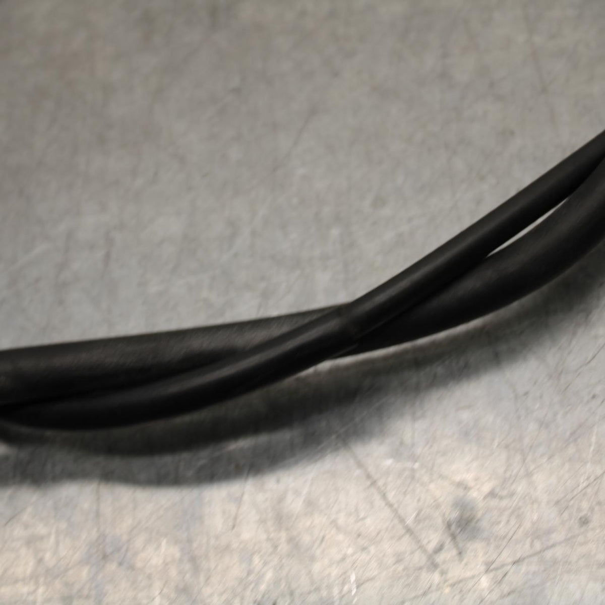 18 KTM RC 390 CLUTCH CABLE LINE BB648