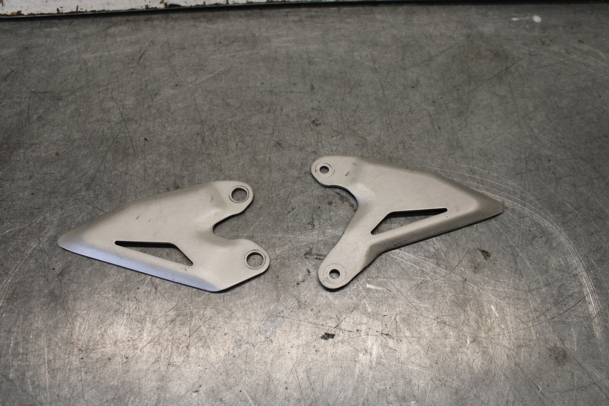 18-23 KAWASAKI NINJA 400 LEFT RIGHT REARSET REAR SET HEEL GUARD COVER BB679 