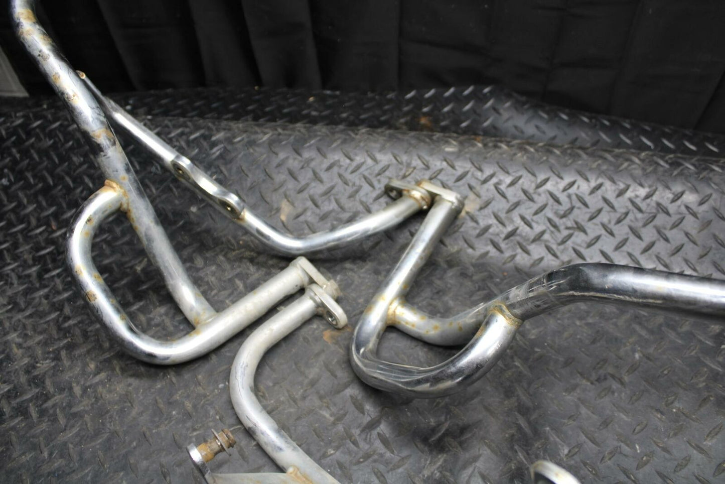 84-85 YAMAHA VIRAGO 1000 ENGINE CRASH BAR  BB173