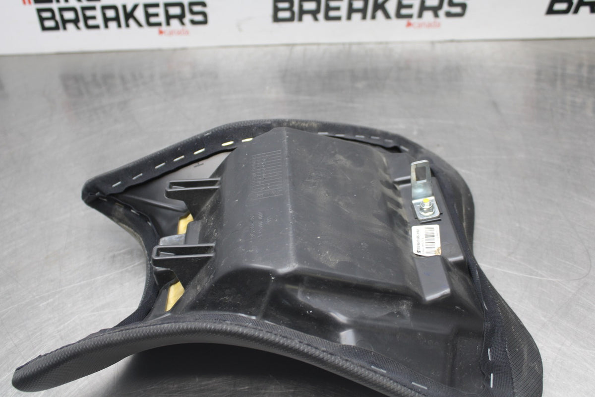 18-26 KAWASAKI Z400 FRONT DRIVERS SEAT PAD SADDLE PILLION BB852