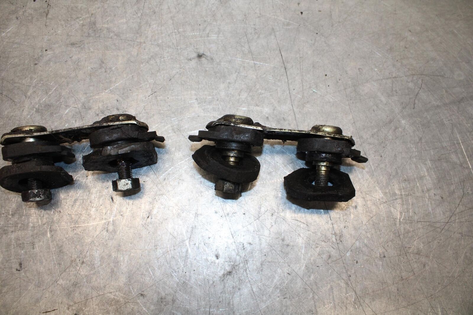 1974 Yamaha RD350 FOOTPEG PLATE BOLT  BB53