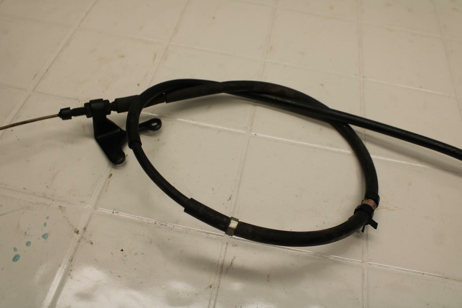 08-16 YAMAHA YZF R6 CLUTCH CABLE LINE BB406
