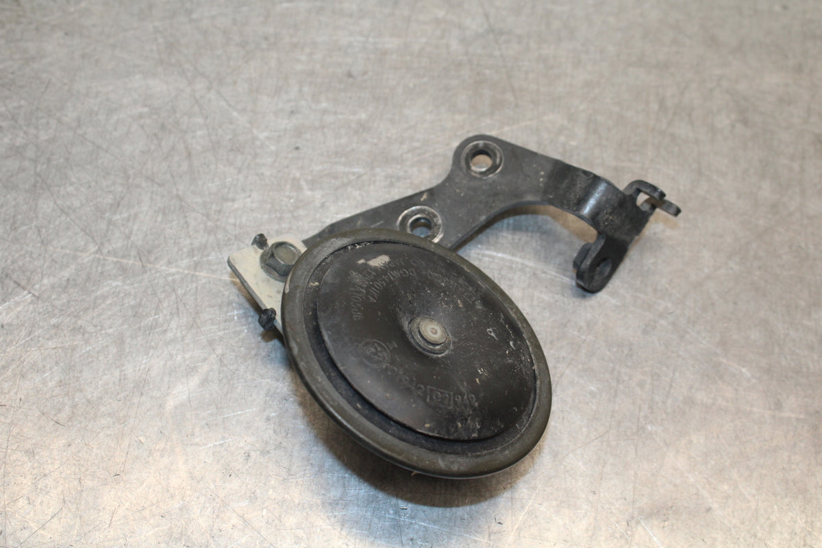 07-08 YAMAHA YZF R1 HORN SIGNAL BB675