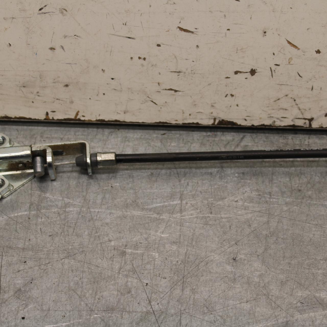 21 KAWASAKI NINJA ZX6R REAR PASSENGER SEAT LATCH LOCK ASSEMBLY BB647