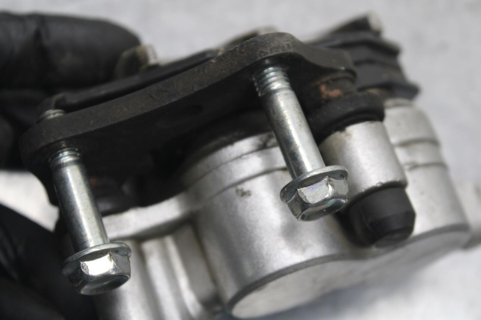 2009 Kawasaki Ninja 250R EX250J FRONT BRAKE CALIPER  BB87