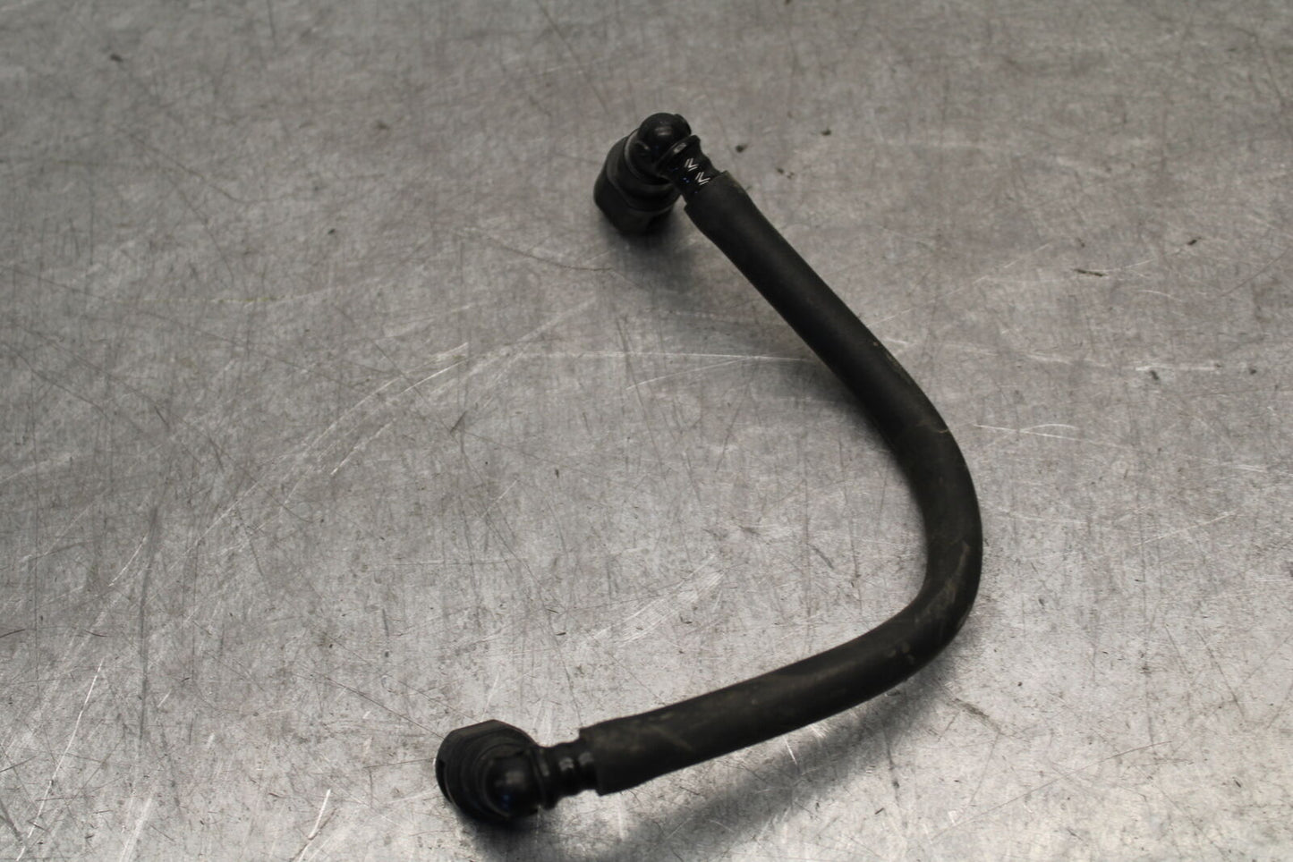 05-06 SUZUKI GSXR1000 FUEL HOSE GAS LINE TUBE PIPE 15810-41G00 BB663