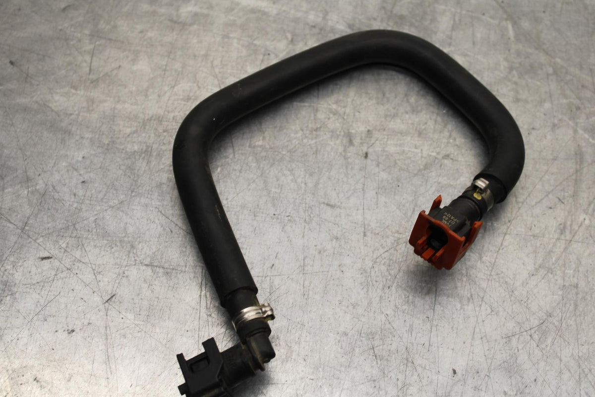 19-21 YAMAHA YZF R3 FUEL HOSE GAS LINE TUBE PIPE BB588