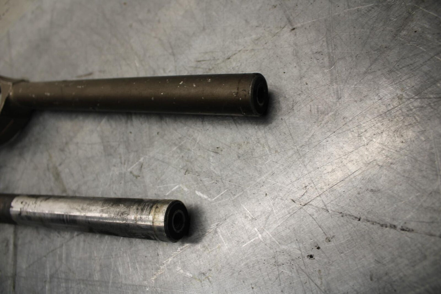 05-06 KAWASAKI NINJA ZX6R 636 LEFT RIGHT CLIP ON ONS HANDLEBARS PAIR SET BB505