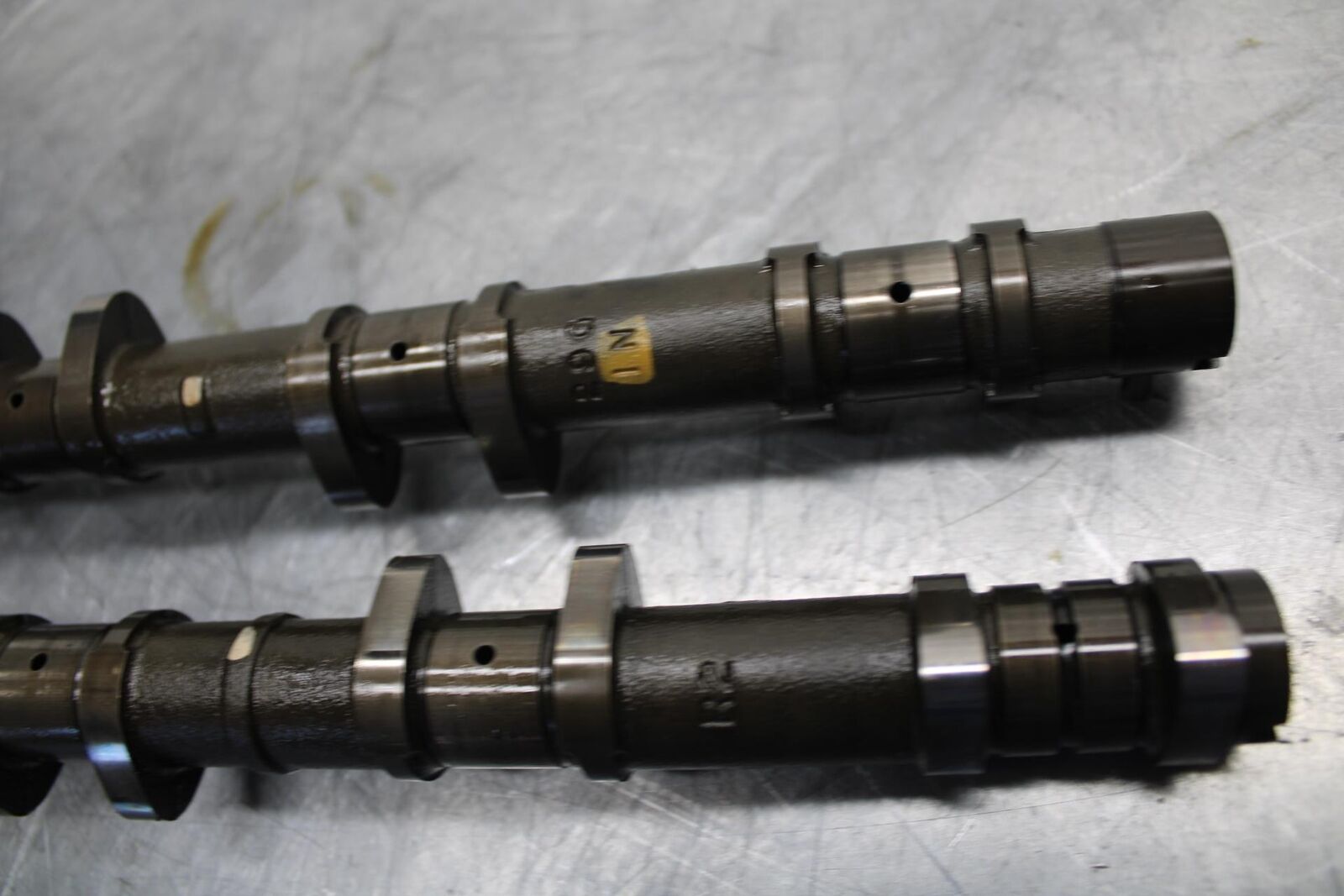 04-05 SUZUKI GSXR600 CAMSHAFT CAMS CAM SHAFTS  12710-29G00 12720-29G00 BB329