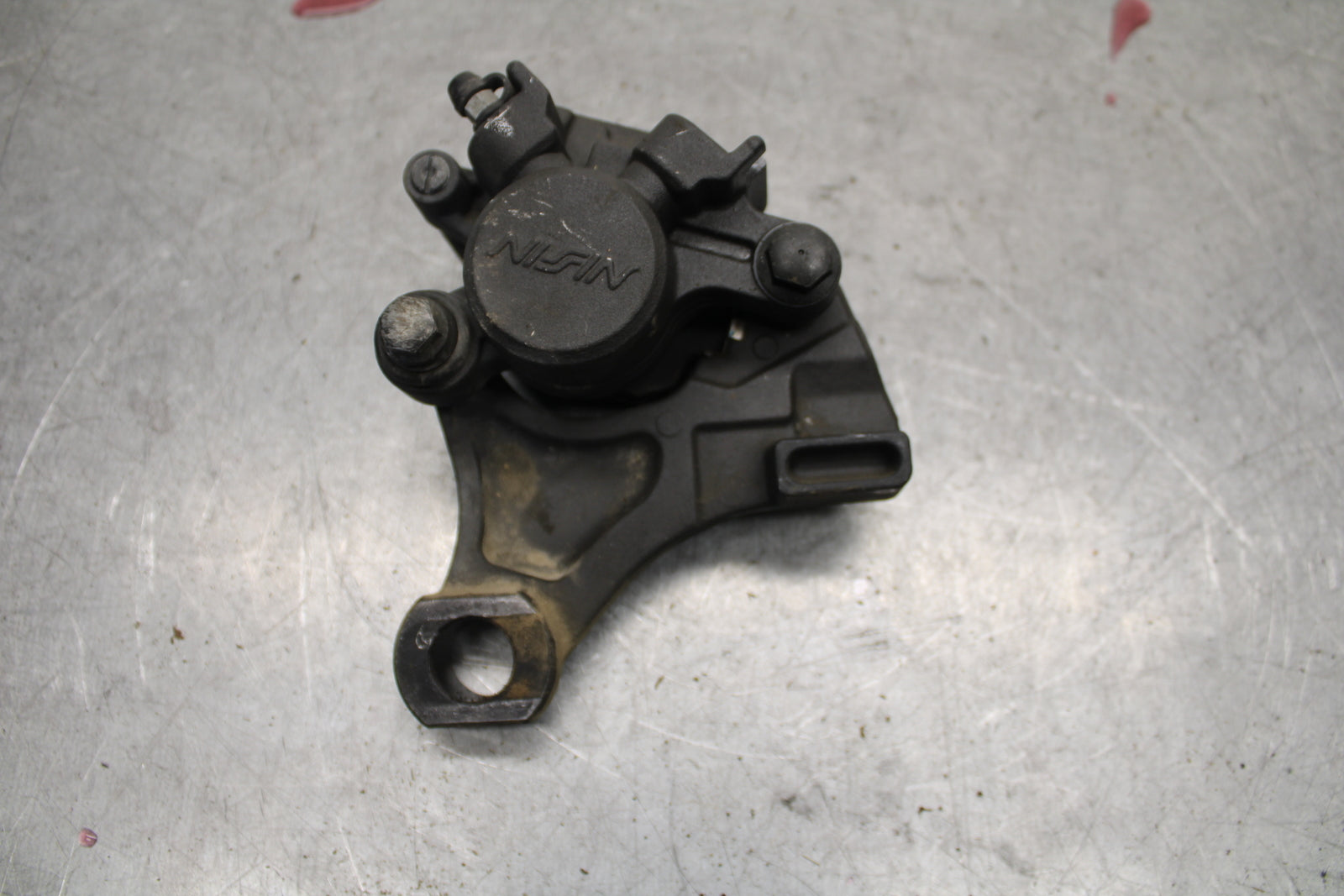 09-11 TRIUMPH DAYTONA 675 REAR BACK BRAKE CALIPER W MOUNT BRACKET BB652