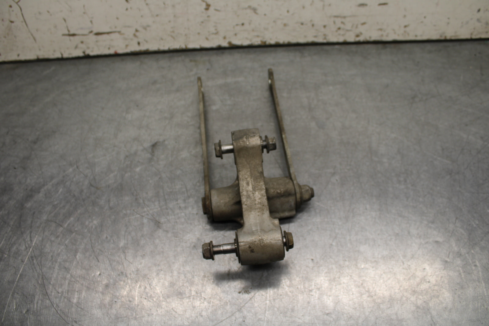 13-17 KAWASAKI NINJA ZX6R ZX636E REAR DOGBONE SHOCK LINKAGE LINK BB735