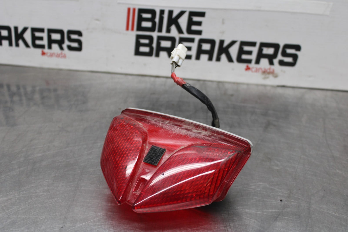 11-24 SUZUKI GSXR750 REAR TAIL TAILLIGHT BACK BRAKE LIGHT BB879