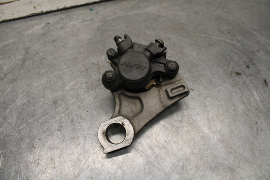04-06 YAMAHA YZF R1 REAR BACK BRAKE CALIPER W MOUNT BRACKET BB659