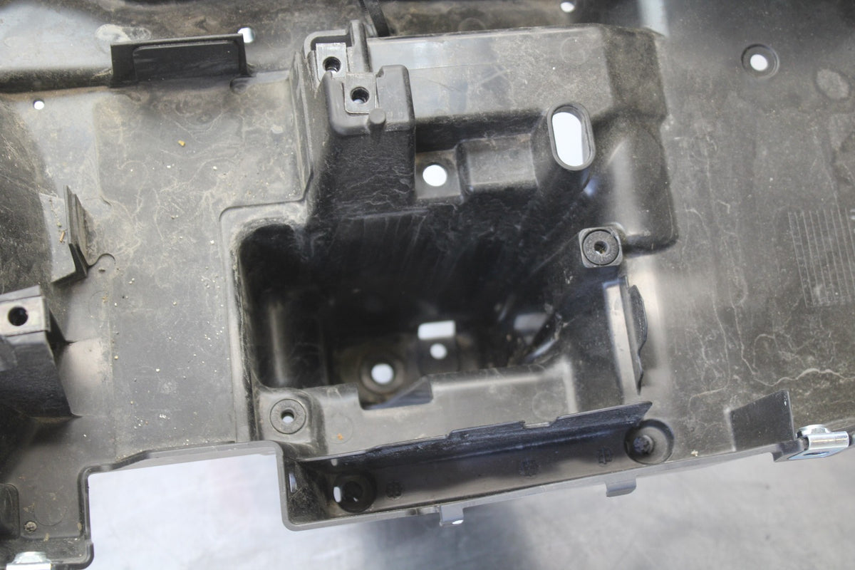 24-25 KAWASAKI ELIMINATOR 450 BATTERY TRAY BOX HOLDER BB869