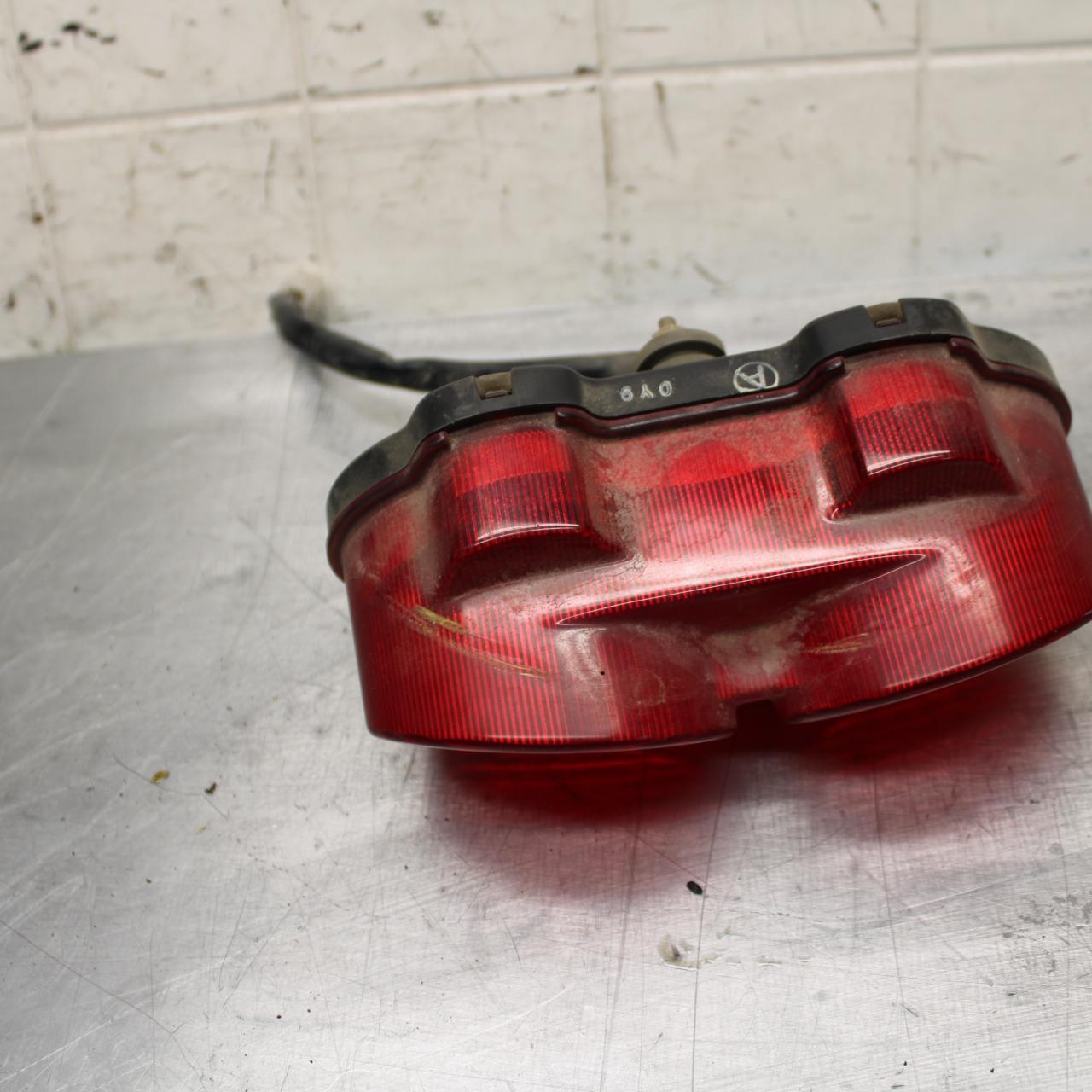 00-02 KAWASAKI NINJA ZX6R ZX600J REAR TAIL TAILLIGHT BACK BRAKE LIGHT BB489