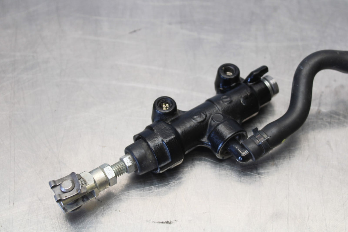 20 TRIUMPH STREET TRIPLE 765 REAR BACK BRAKE MASTER CYLINDER W RESERVOIR BB864