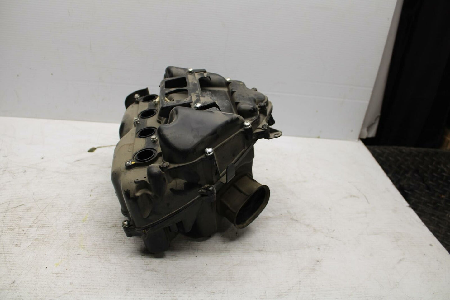 05-06 HONDA CBR600RR AIRBOX AIR INTAKE FILTER BOX BB307